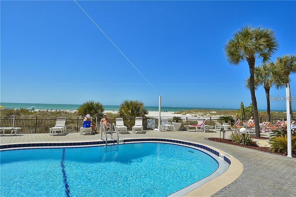 Oceanfront View Of Madeira Beach, Steps To The Beach - Madeira Norte Condo Сейнт Пийт Бийч Екстериор снимка