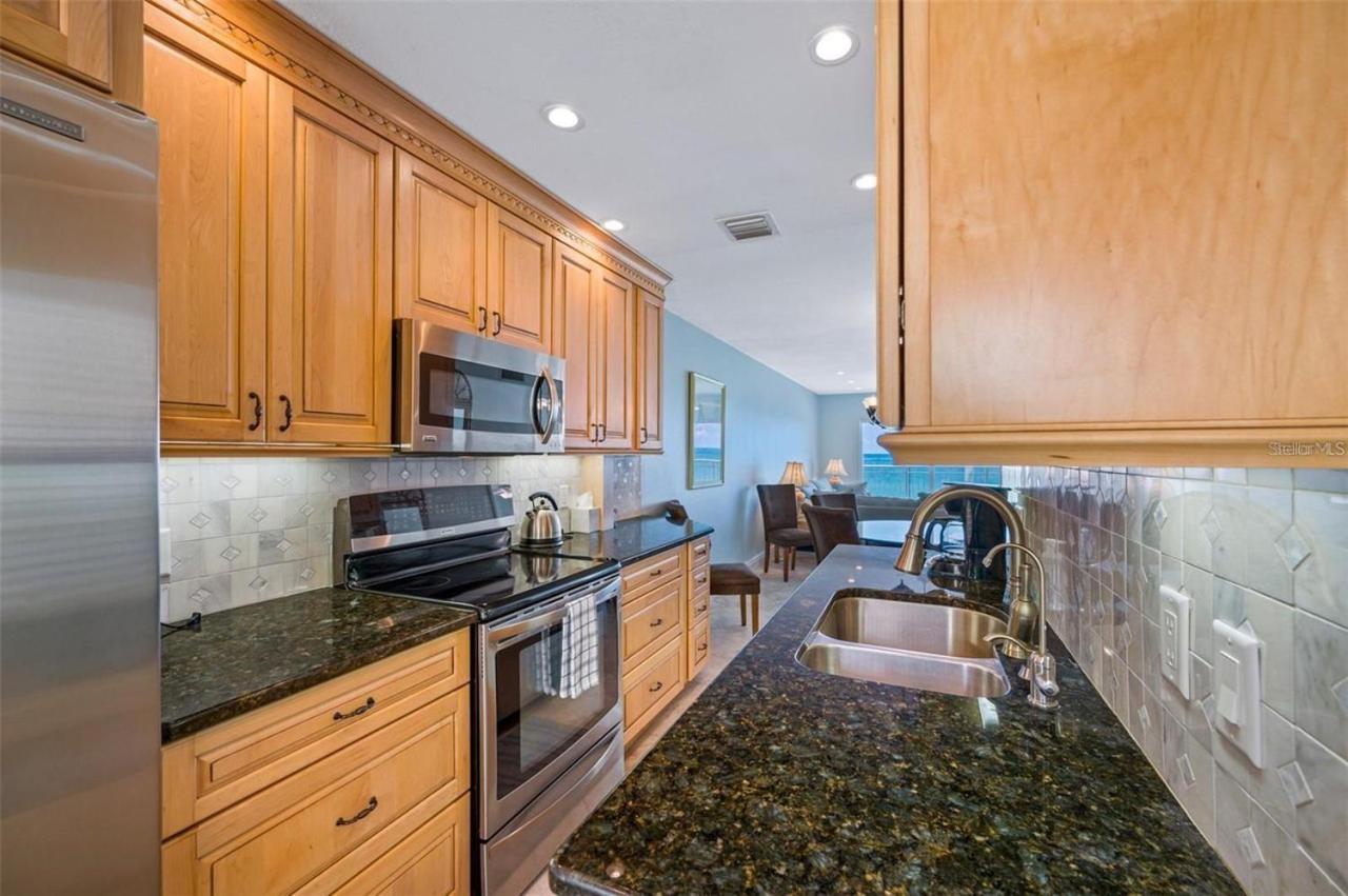 Oceanfront View Of Madeira Beach, Steps To The Beach - Madeira Norte Condo Сейнт Пийт Бийч Екстериор снимка