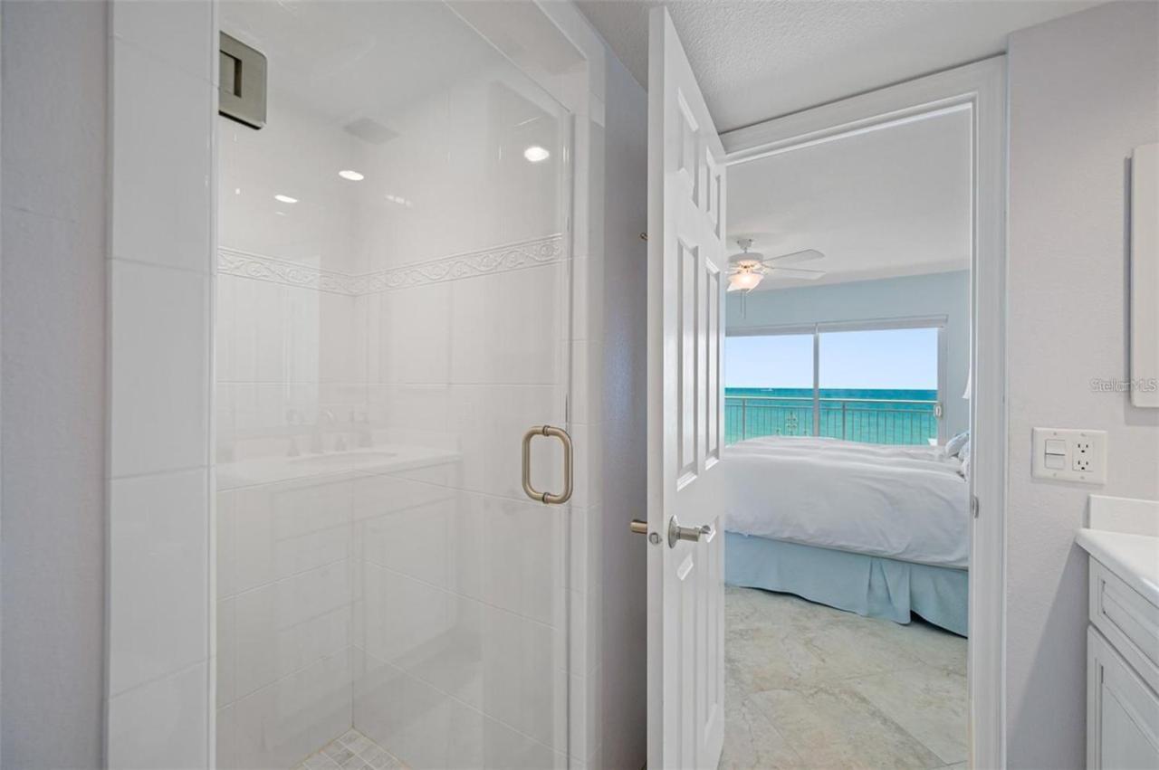 Oceanfront View Of Madeira Beach, Steps To The Beach - Madeira Norte Condo Сейнт Пийт Бийч Екстериор снимка
